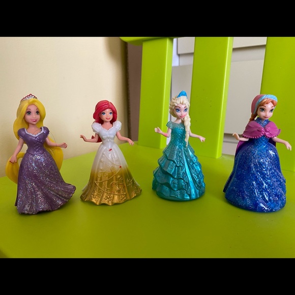 disney princess interchangeable dresses
